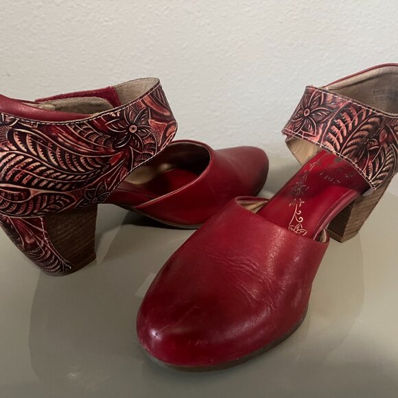 👠 3 Pairs of Heels + Coach – Size 8.5 - Picture 11 of 12